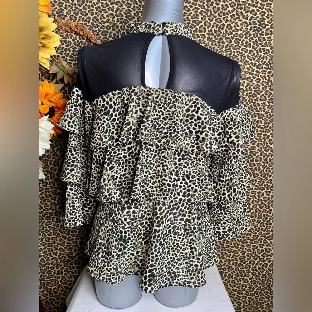 🦋B2G1🦋P•LUCA MILANO Tiered Ruffle Animal Print Mock Neck Blouse | MEDIUM | - Picture 5 of 9